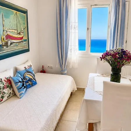דירה Azure Breeze I - Sea View
