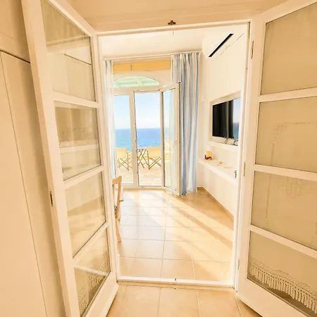 דירה Azure Breeze I - Sea View *
