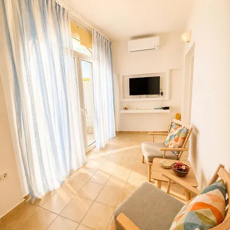 Azure Breeze I - Sea View
